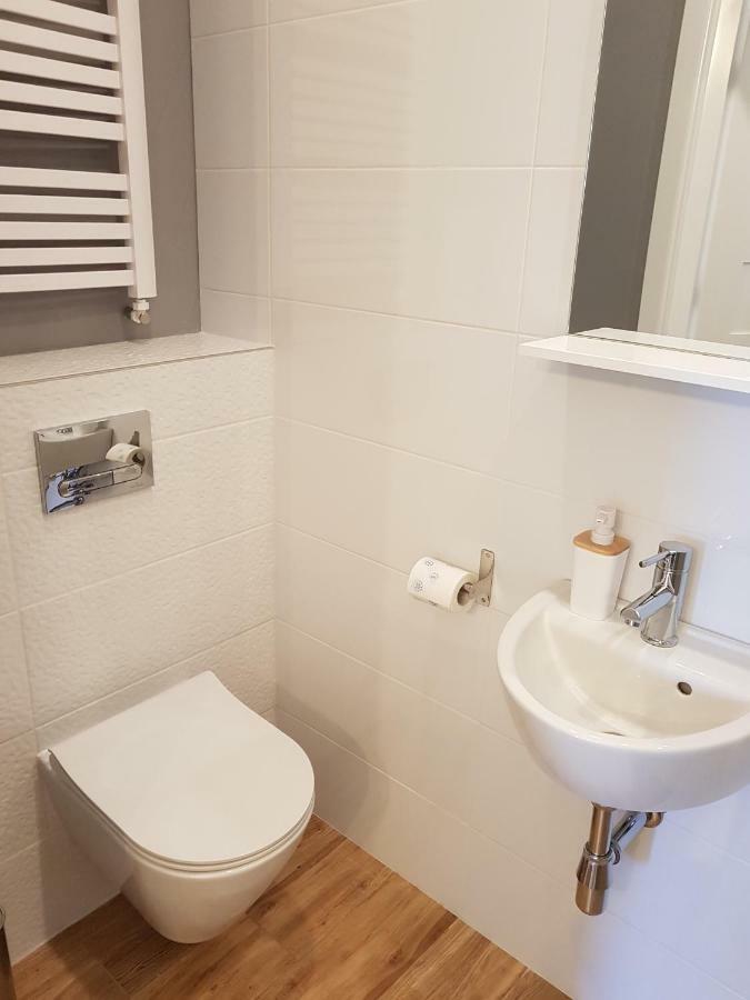 Apartamenty Metro Targowek Warschau Exterior foto