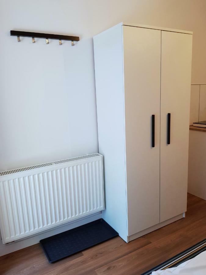 Apartamenty Metro Targowek Warschau Exterior foto